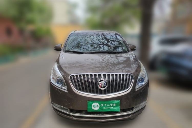 Used Buick GL8 2015 2.4L Luxury Business Premium Edition Front