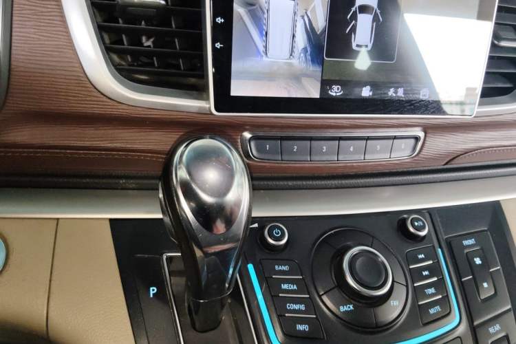 Used Buick GL8 2015 2.4L Luxury Business Premium Edition Gear Lever