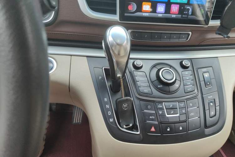 Used Buick GL8 2015 2.4L Luxury Business Premium Edition Gear Lever
