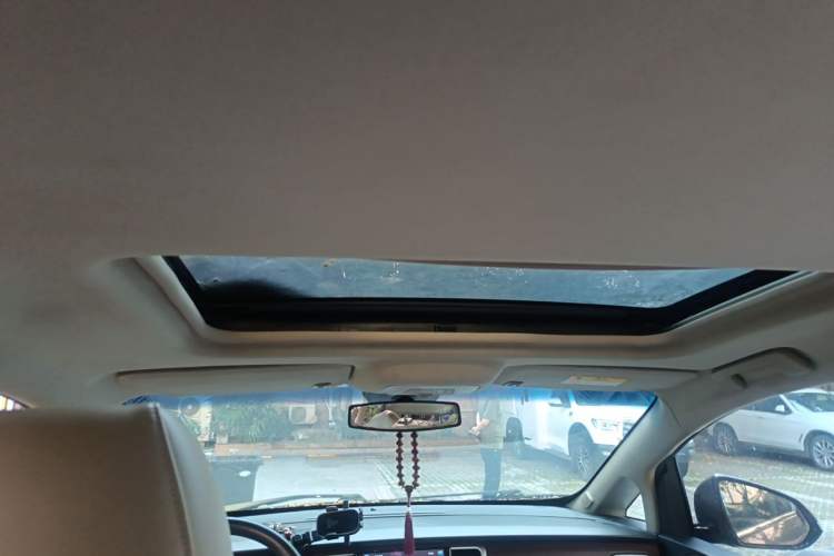 Used Buick GL8 2015 2.4L Luxury Business Premium Edition Headliner