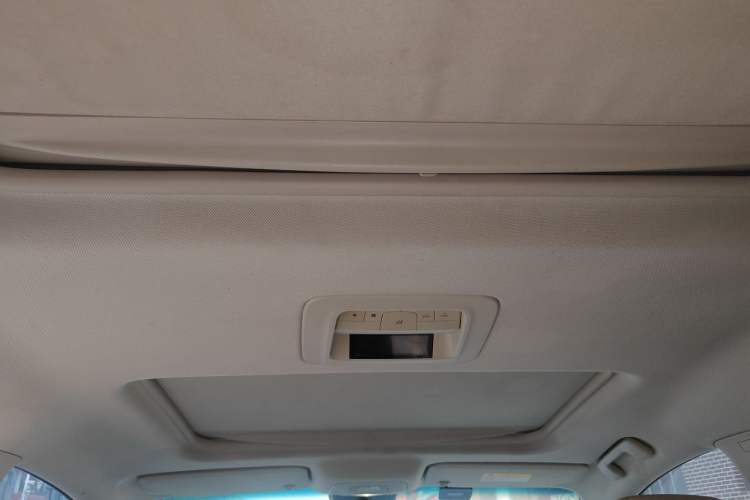 Used Buick GL8 2015 2.4L Luxury Business Premium Edition Headliner