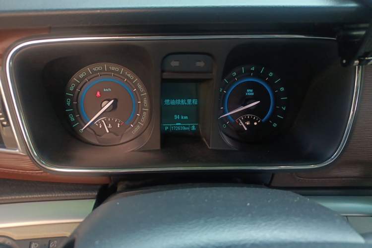 Used Buick GL8 2015 2.4L Luxury Business Premium Edition Instrument Cluster