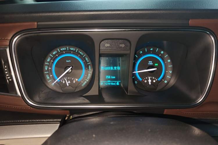 Used Buick GL8 2015 2.4L Luxury Business Premium Edition Instrument Cluster