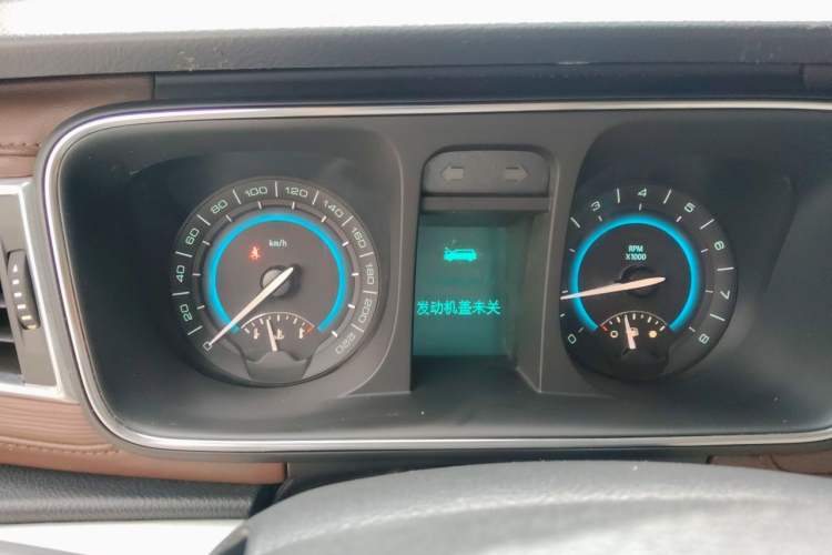 Used Buick GL8 2015 2.4L Luxury Business Premium Edition Instrument Cluster