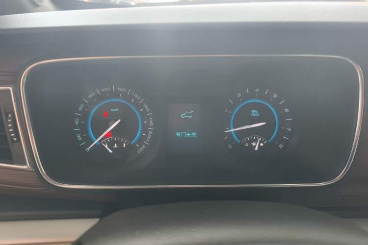 Used Buick GL8 2015 2.4L Luxury Business Premium Edition Instrument Cluster