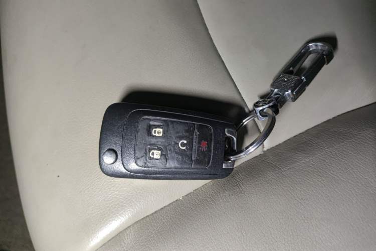Used Buick GL8 2015 2.4L Luxury Business Premium Edition Interior 1