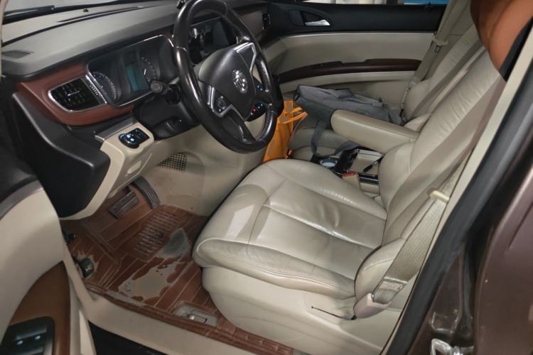 Used Buick GL8 2015 2.4L Luxury Business Premium Edition Left Front Seat