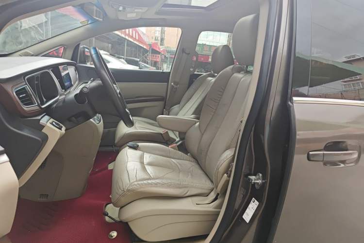 Used Buick GL8 2015 2.4L Luxury Business Premium Edition Left Front Seat