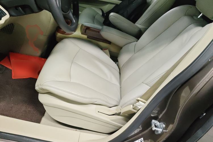 Used Buick GL8 2015 2.4L Luxury Business Premium Edition Left Front Seat
