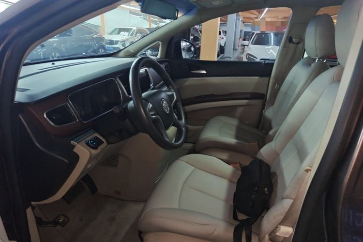 Used Buick GL8 2015 2.4L Luxury Business Premium Edition Left Front Seat