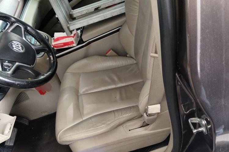 Used Buick GL8 2015 2.4L Luxury Business Premium Edition Left Front Seat