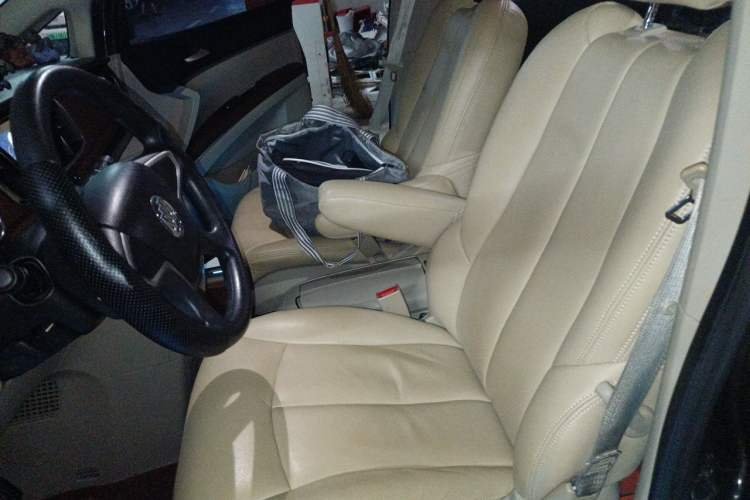 Used Buick GL8 2015 2.4L Luxury Business Premium Edition Left Front Seat