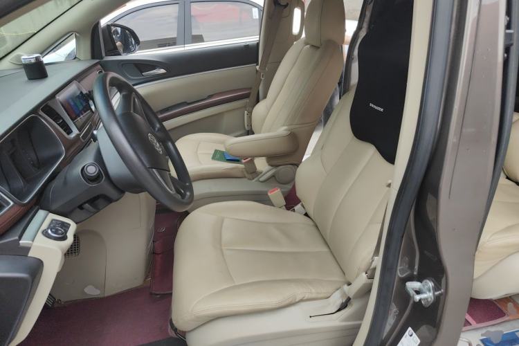Used Buick GL8 2015 2.4L Luxury Business Premium Edition Left Front Seat