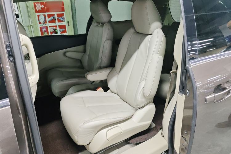Used Buick GL8 2015 2.4L Luxury Business Premium Edition Left Rear Seat