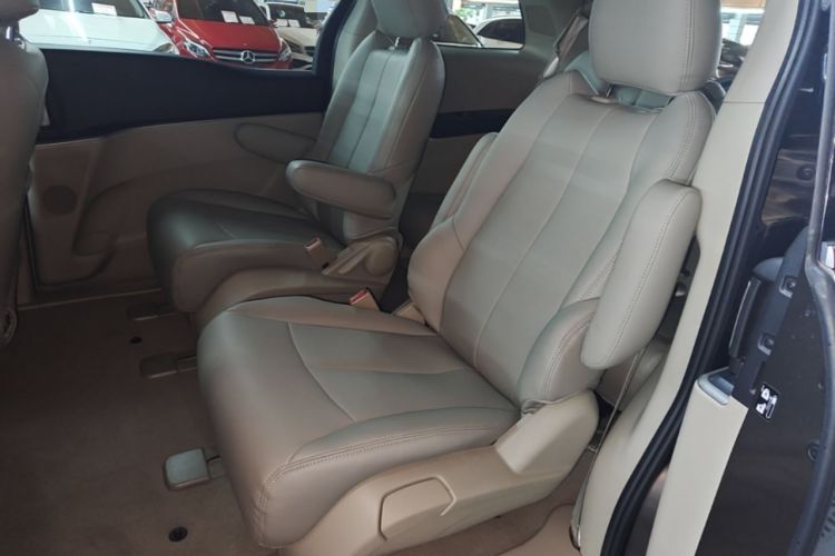 Used Buick GL8 2015 2.4L Luxury Business Premium Edition Left Rear Seat