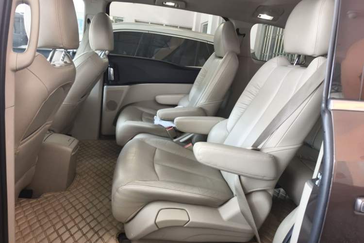 Used Buick GL8 2015 2.4L Luxury Business Premium Edition Left Rear Seat