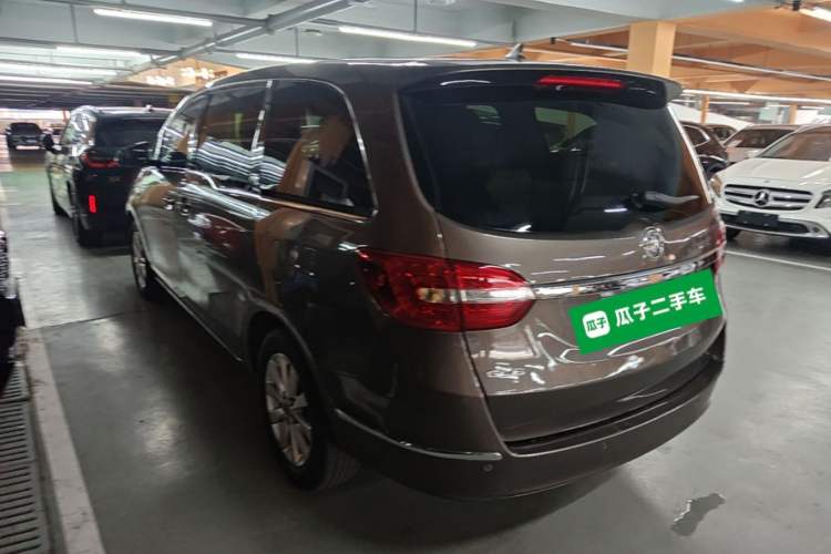 Used Buick GL8 2015 2.4L Luxury Business Premium Edition Rear Left 45 Deg