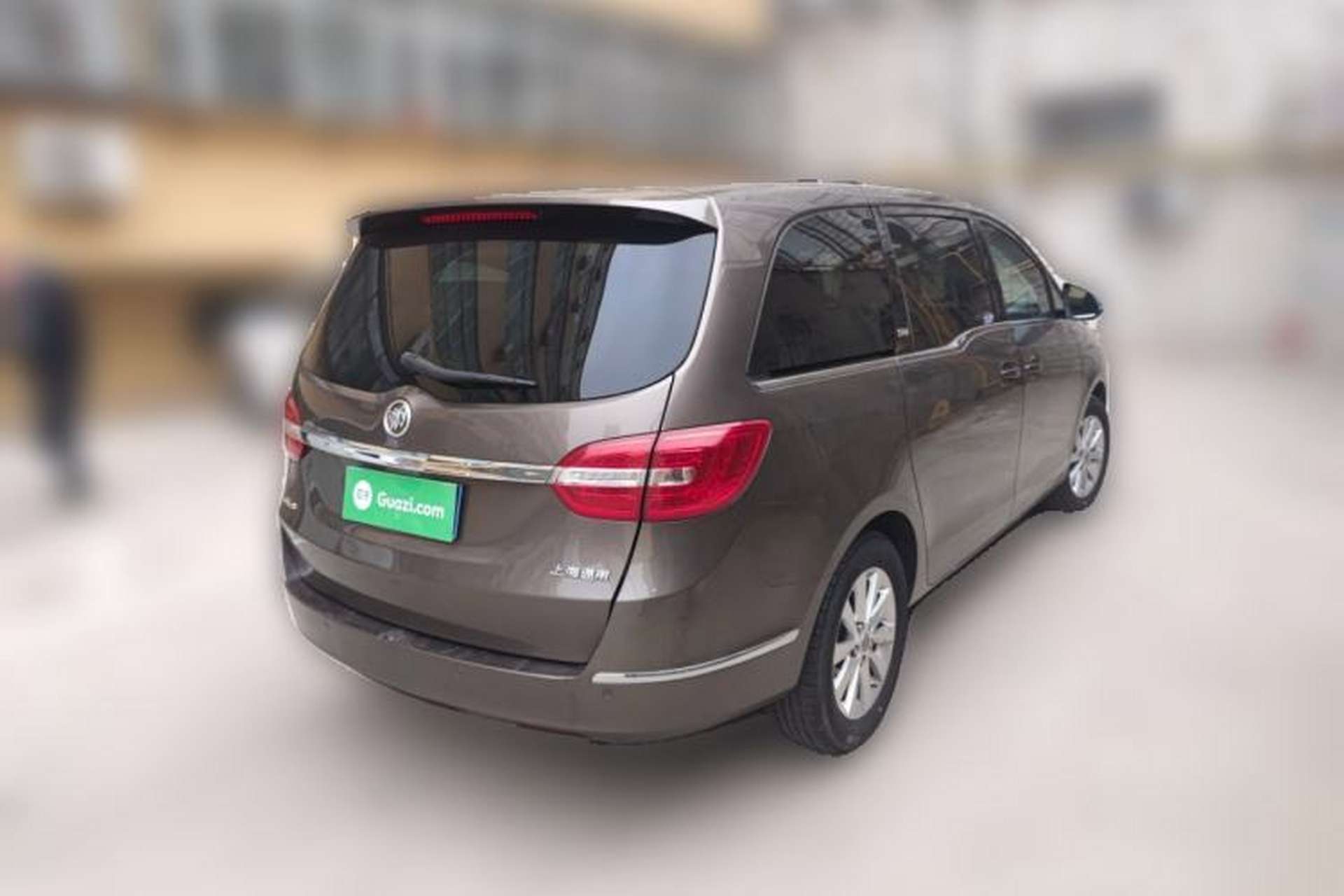 Used Buick GL8 2015 2.4L Luxury Business Premium Edition Rear Right 45 Deg