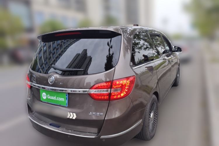 Used Buick GL8 2015 2.4L Luxury Business Premium Edition Rear Right 45 Deg