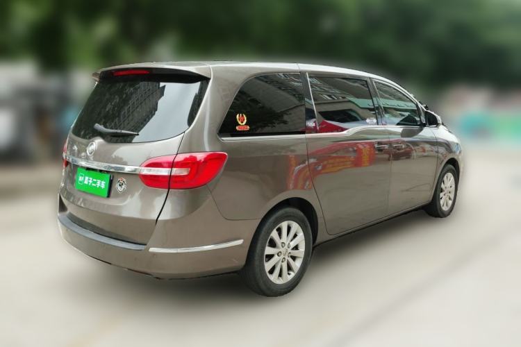 Used Buick GL8 2015 2.4L Luxury Business Premium Edition Rear Right 45 Deg