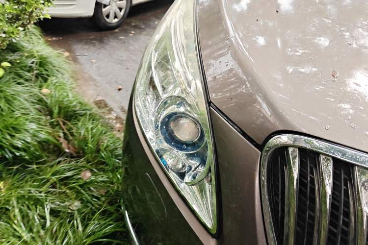 Used Buick GL8 2015 2.4L Luxury Business Premium Edition Right Front Headlight