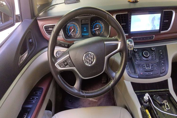 Used Buick GL8 2015 2.4L Luxury Business Premium Edition Steering Wheel