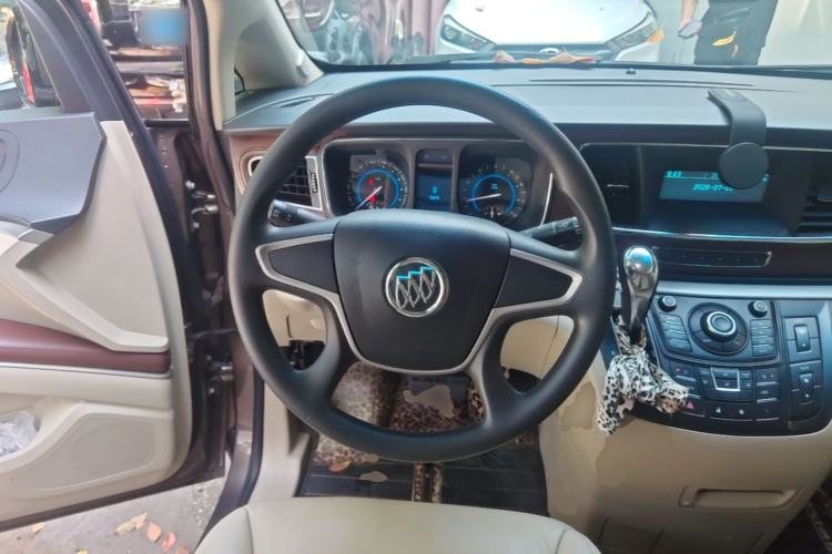Used Buick GL8 2015 2.4L Luxury Business Premium Edition Steering Wheel