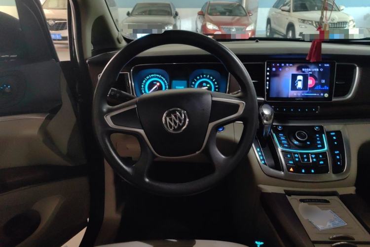 Used Buick GL8 2015 2.4L Luxury Business Premium Edition Steering Wheel