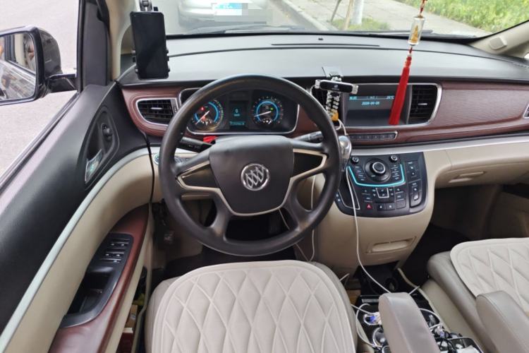 Used Buick GL8 2015 2.4L Luxury Business Premium Edition Steering Wheel