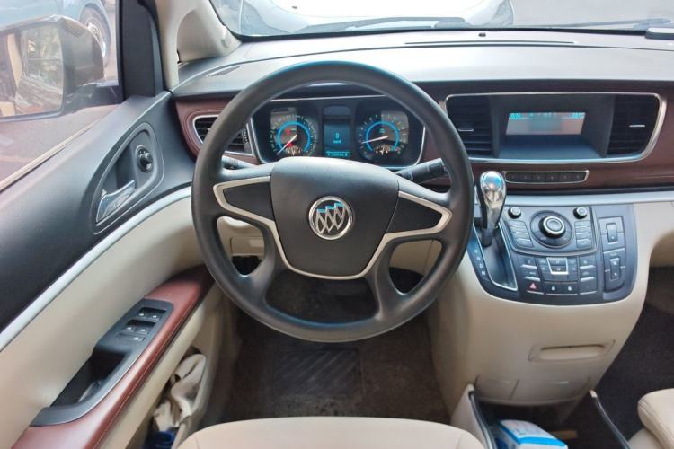 Used Buick GL8 2015 2.4L Luxury Business Premium Edition Steering Wheel