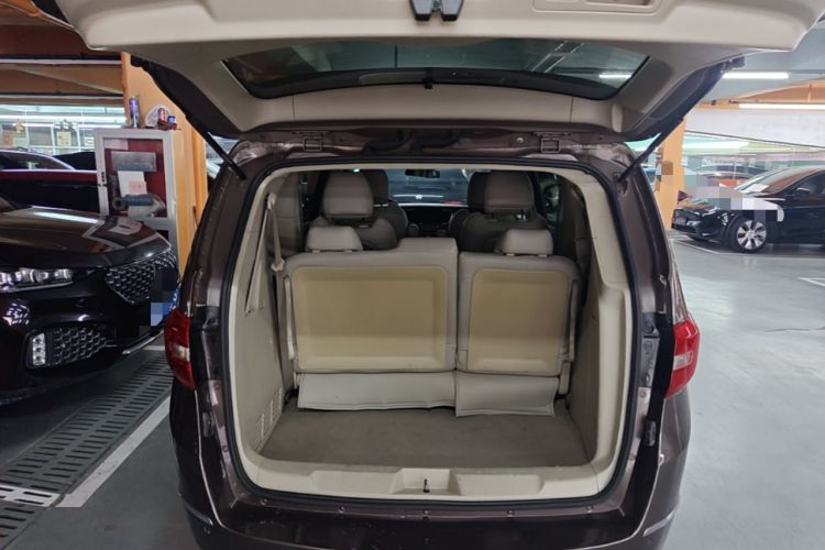 Used Buick GL8 2015 2.4L Luxury Business Premium Edition Trunk