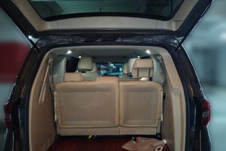 Used Buick GL8 2015 2.4L Luxury Business Premium Edition Trunk