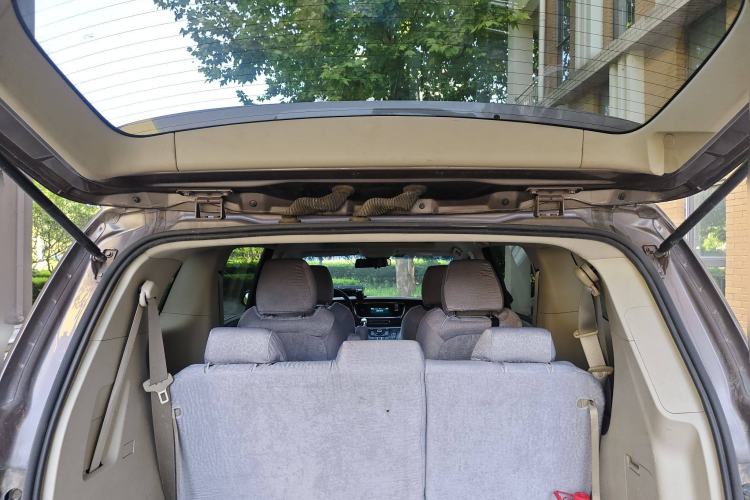 Used Buick GL8 2015 2.4L Luxury Business Premium Edition Trunk