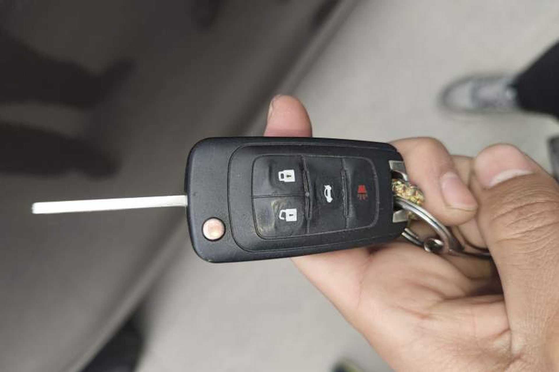 Used Buick GL8 2015 2.4L Luxury Business Premium Edition Vehicle Key