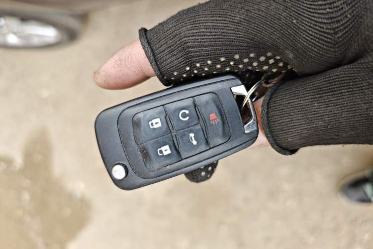 Used Buick GL8 2015 2.4L Luxury Business Premium Edition Vehicle Key