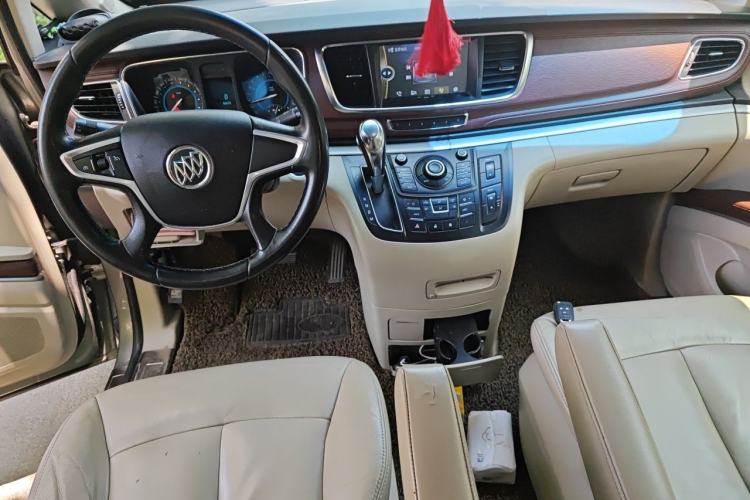 Used Buick GL8 2015 2.4L Luxury Business Premium Edition Center Console