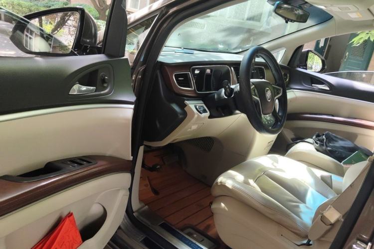 Used Buick GL8 2015 2.4L Luxury Business Premium Edition Driver Seat