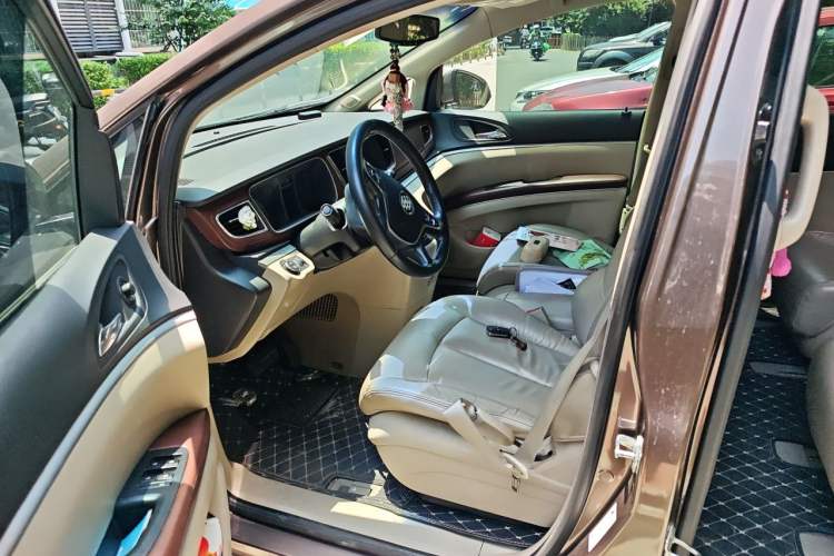 Used Buick GL8 2015 2.4L Luxury Business Premium Edition Driver Seat
