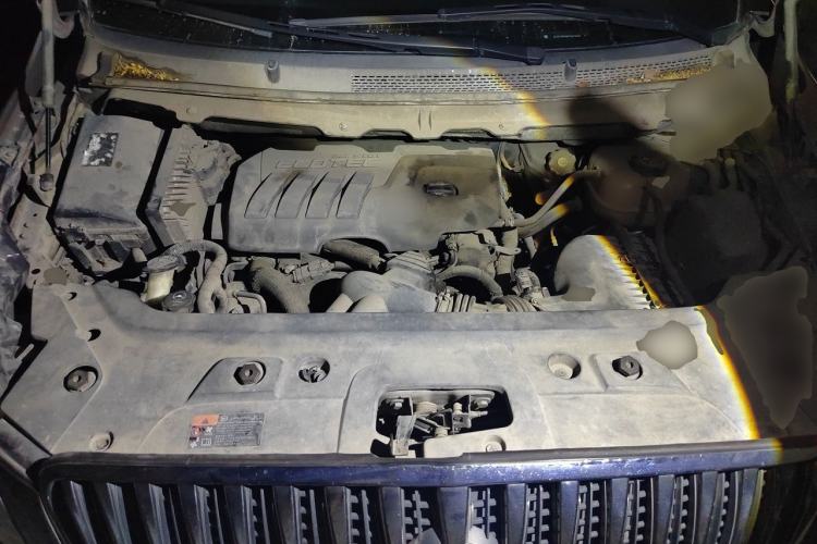 Used Buick GL8 2015 2.4L Luxury Business Premium Edition Engine Bay