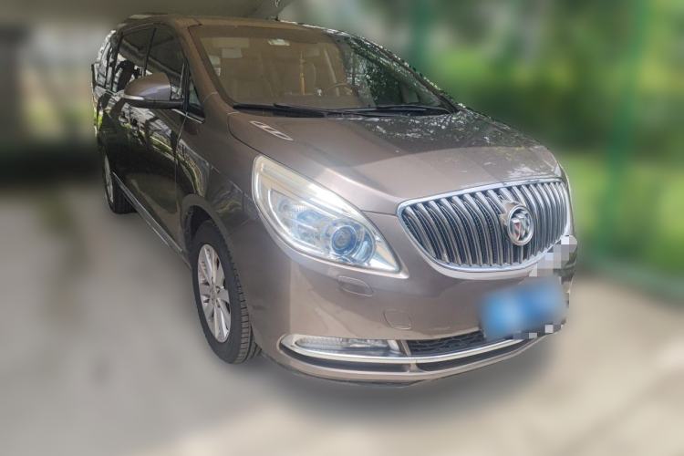Used Buick GL8 2015 2.4L Luxury Business Premium Edition Front Right 45 Deg