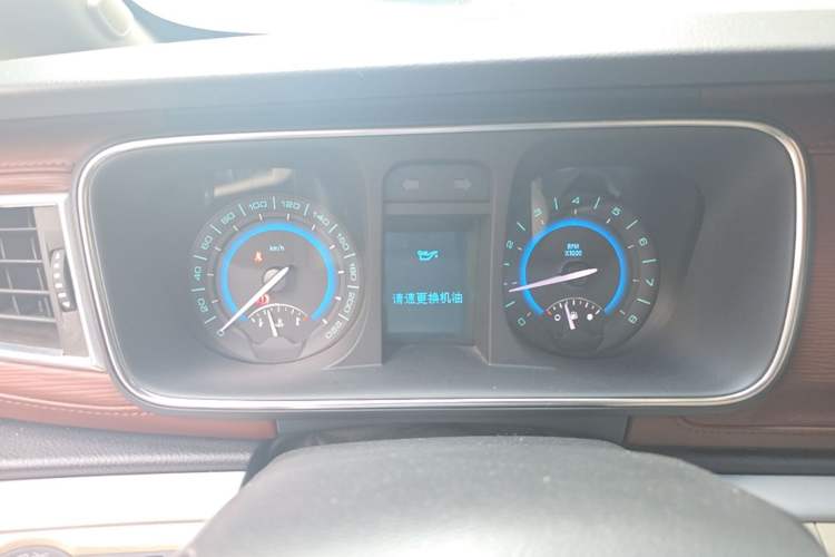 Used Buick GL8  Instrument Cluster