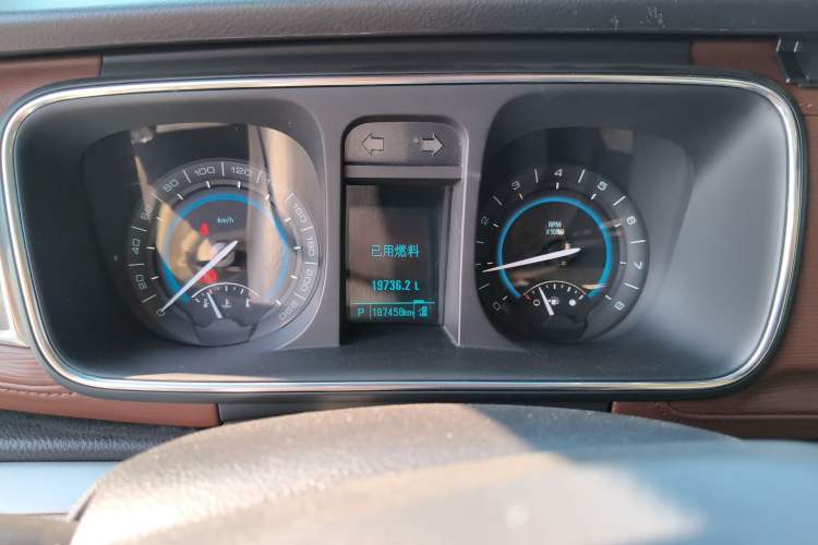 Used Buick GL8 2015 2.4L Luxury Business Premium Edition Instrument Cluster