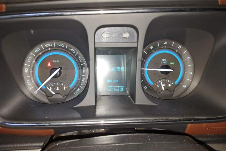 Used Buick GL8 2015 2.4L Luxury Business Premium Edition Instrument Cluster