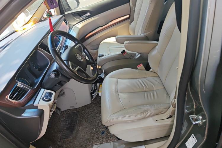 Used Buick GL8 2015 2.4L Luxury Business Premium Edition Left Front Seat