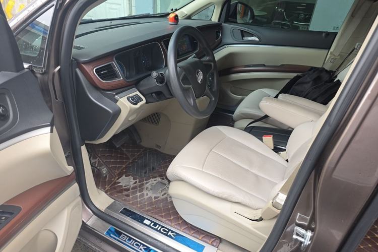 Used Buick GL8  Left Front Seat