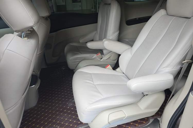 Used Buick GL8  Left Rear Seat