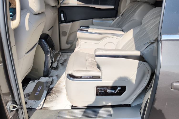 Used Buick GL8 2015 2.4L Luxury Business Premium Edition Left Rear Seat