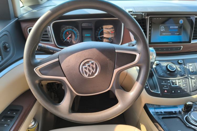 Used Buick GL8 2015 2.4L Luxury Business Premium Edition Steering Wheel