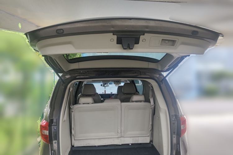 Used Buick GL8 2015 2.4L Luxury Business Premium Edition Trunk