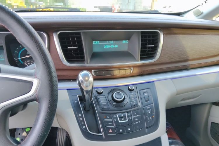 Used Buick GL8 2015 2.4L Luxury Business Premium Edition Audio And AC Panel